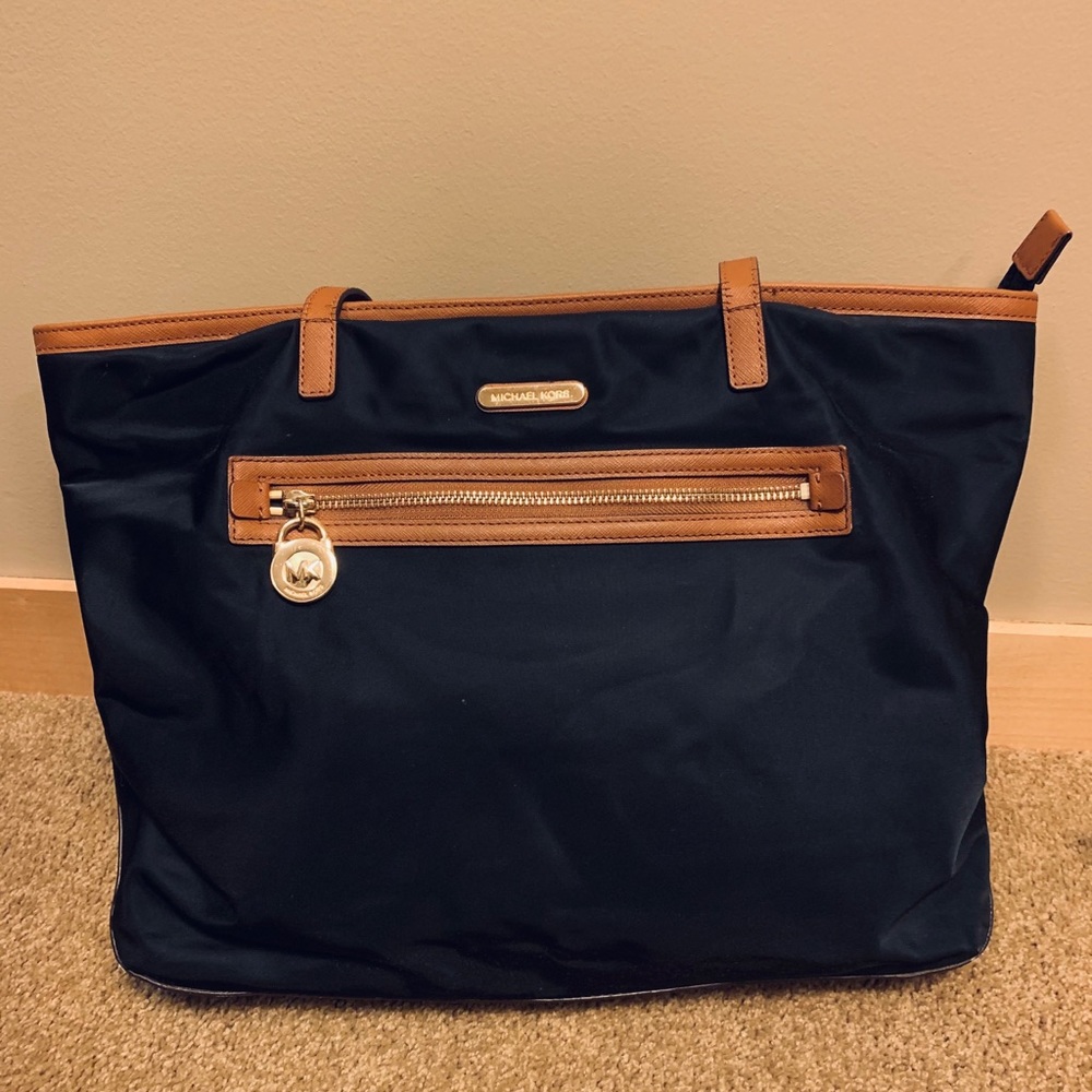 Micheal Kors Tote